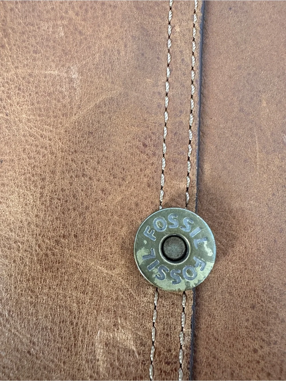 Fossil brand style